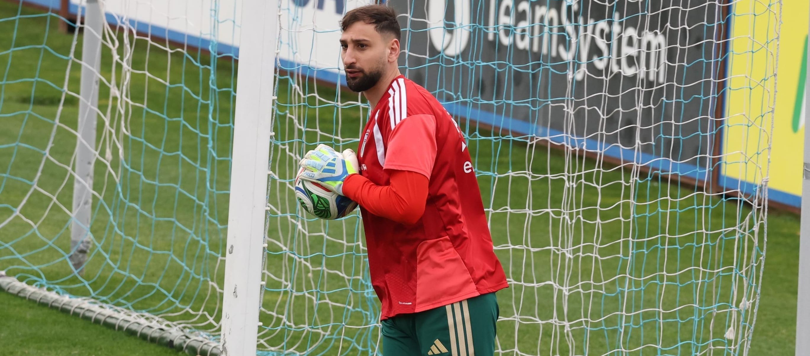 Mengenang kekecewaan karena gagal lolos ke Piala Dunia, kapten Italia Gianluigi Donnarumma mengatakan: Kita harus memulai kembali dengan rasa sakit ini.