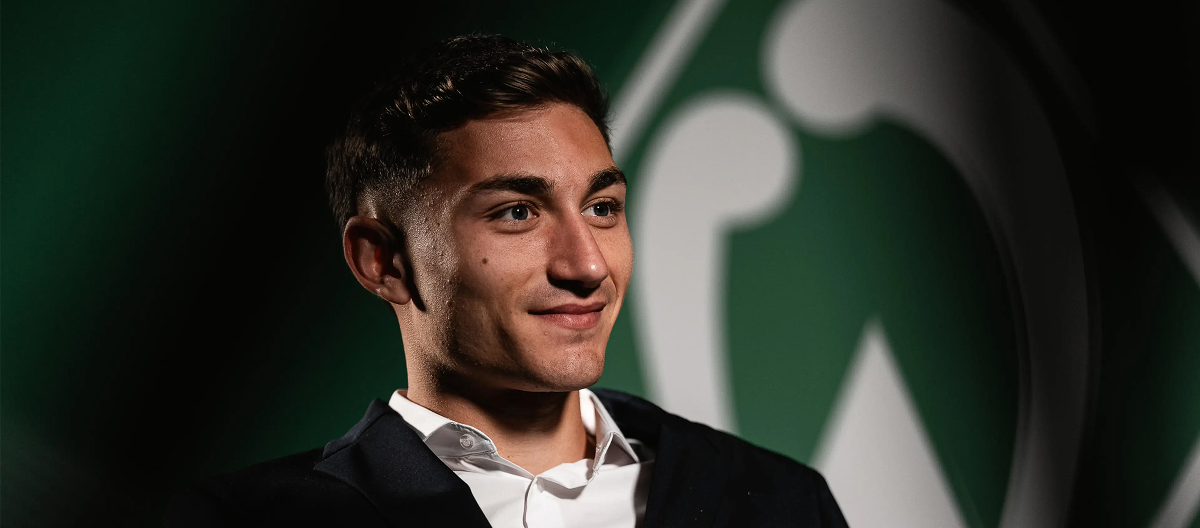 Werder Bremen secara resmi mengumumkan transfer gratis bintang muda Segunda División, Chuqué, dengan kontrak yang diperkirakan berlangsung selama empat tahun.