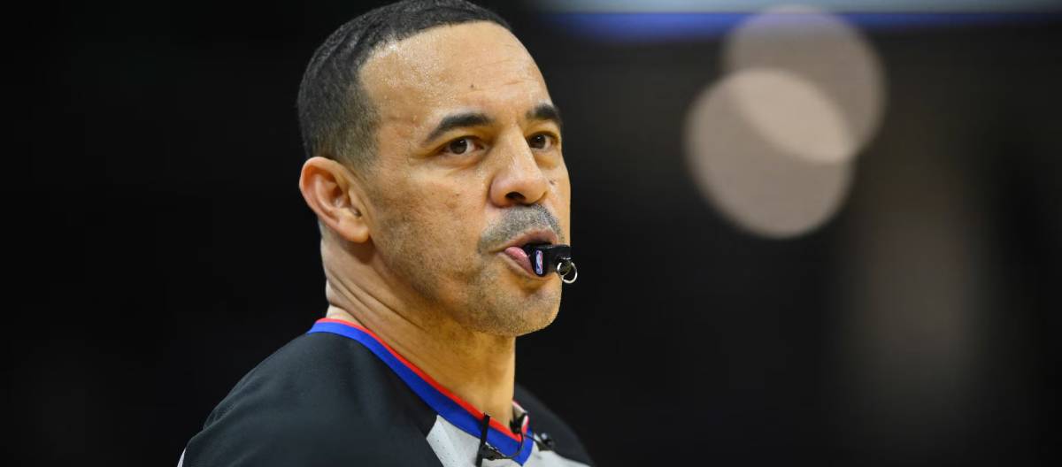 O árbitro Curtis Blair faz sua estreia na lista de árbitros das finais da NBA.