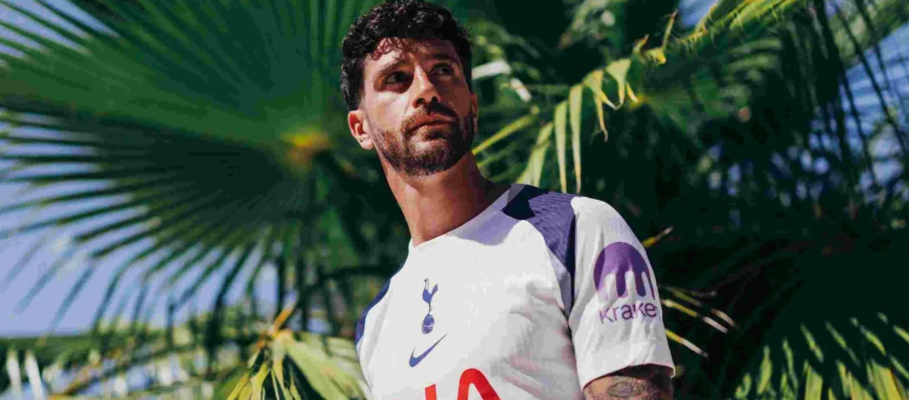 Senesi đặt mục tiêu giúp Tottenham trở lại vị trí xứng đáng của họ.