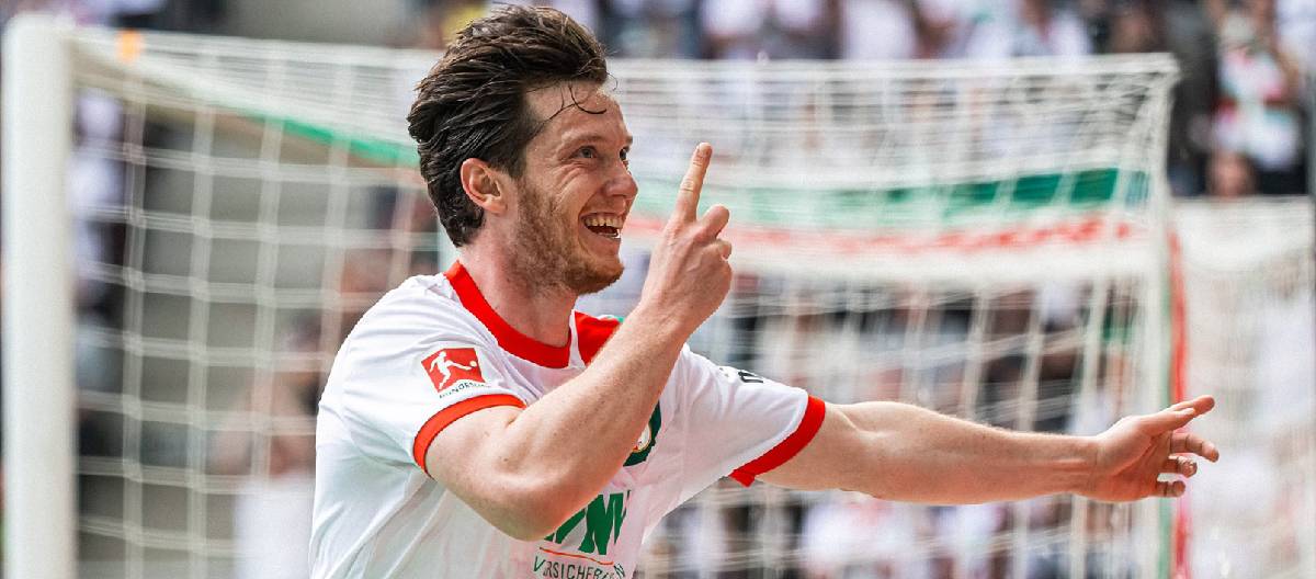 O Augsburg anunciou que acionou a opção de rescisão de contrato de Michael Gregoritsch, estendendo o vínculo do jogador até o verão de 2027.
