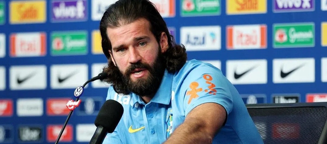 Alisson đã ca ngợi Ancelotti vì đã thay đổi đội tuyển quốc gia Brazil, tạo ra một bầu không khí bình tĩnh.
