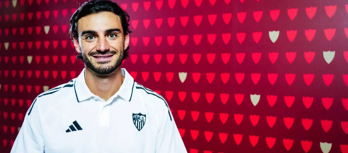 Juan Iglesia mengakui bahwa ia sangat senang bergabung dengan Sevilla dan ingin segera memulai latihan.