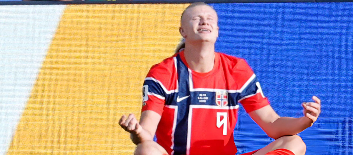 ◤Copa do Mundo da FIFA nos Estados Unidos, Canadá e México◢ Erling Håland marca dois gols na goleada da Noruega sobre o Iraque por 4 a 1.